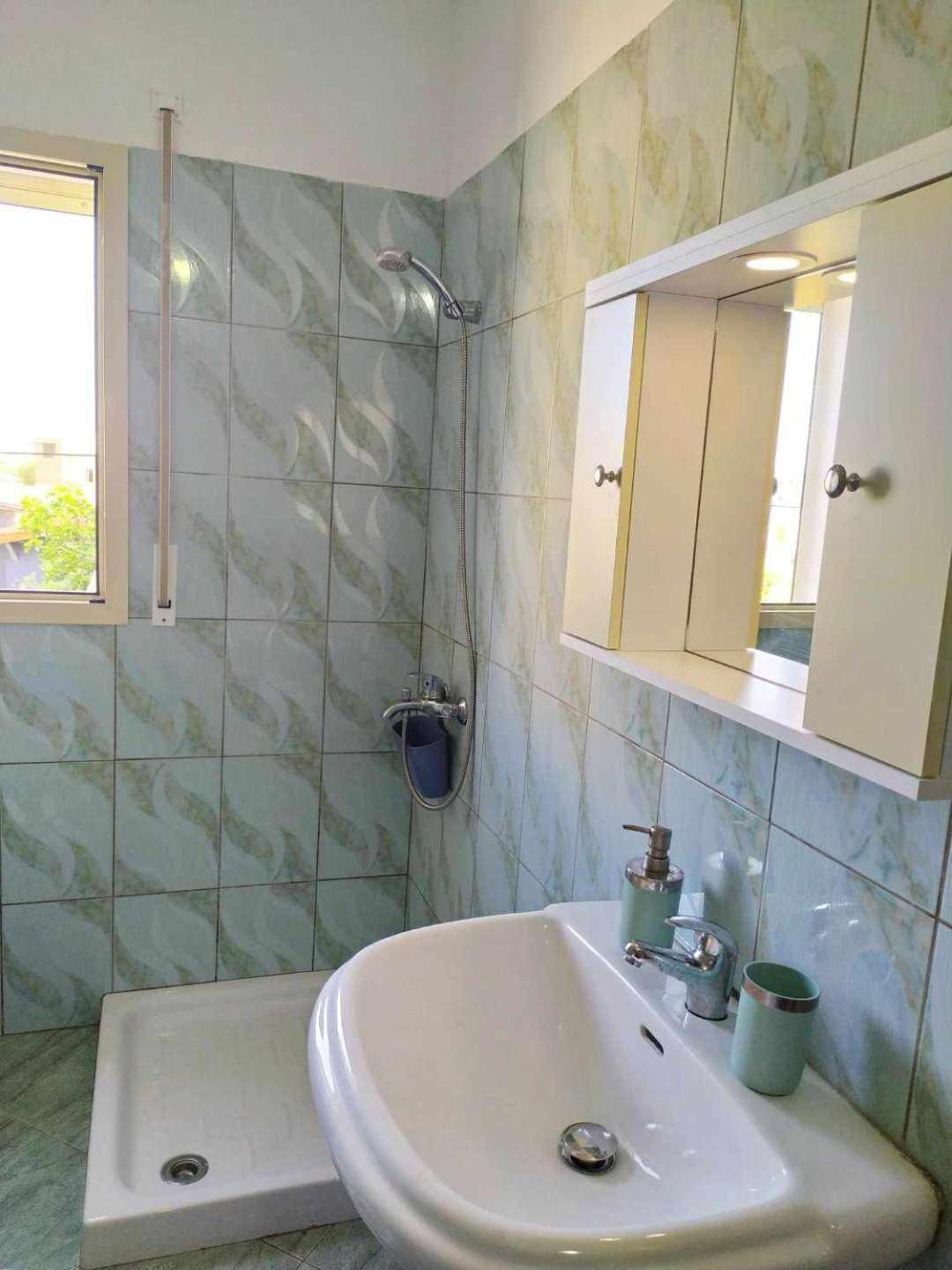 Valbona Apartments فلورا المظهر الخارجي الصورة