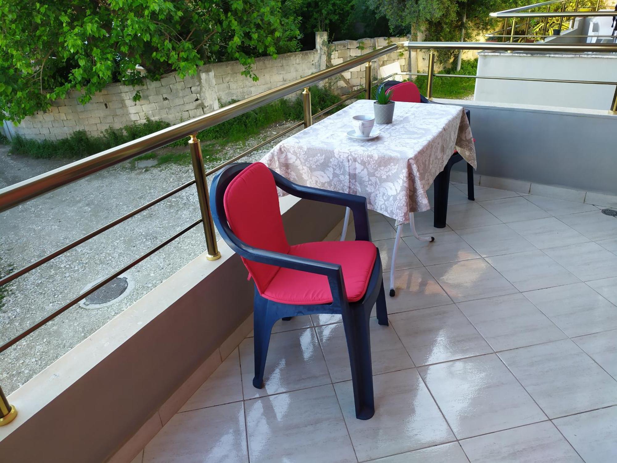 Valbona Apartments فلورا المظهر الخارجي الصورة